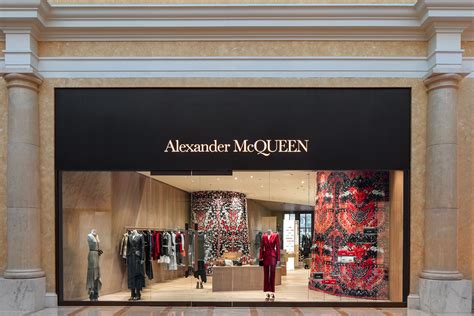 alexander mcqueen boutique.